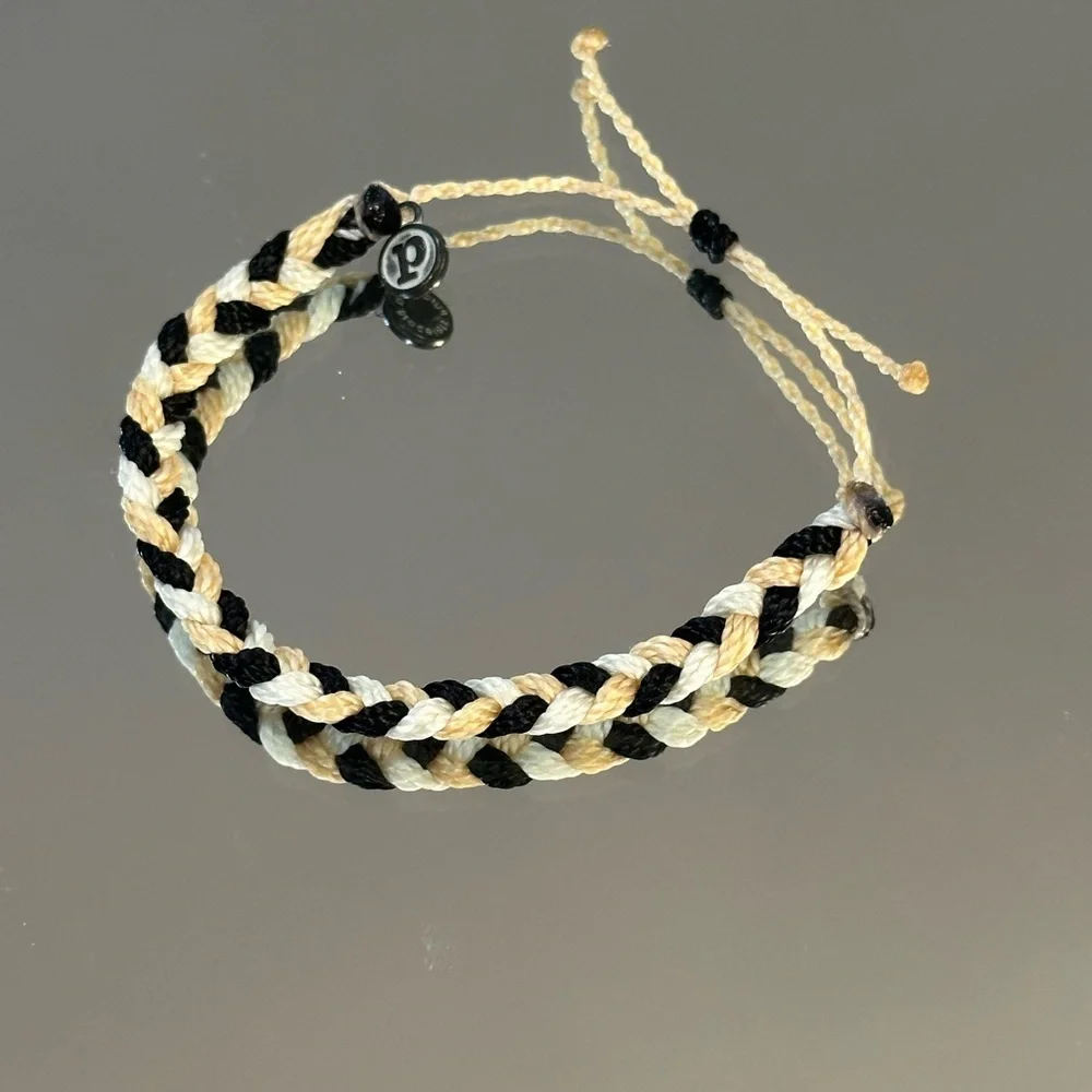 Pura Vida. Black and Cream Braided Adjustable Bracelet